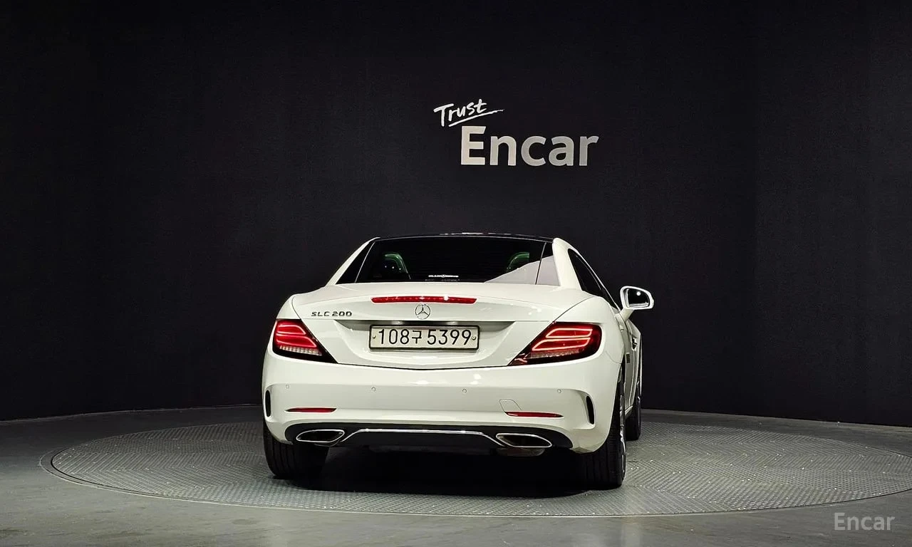 Mercedes-Benz SLC АМГ ПАКЕТ* SLC200 * ФИНАНСИРАНЕ, снимка 4 - Автомобили и джипове - 56130740