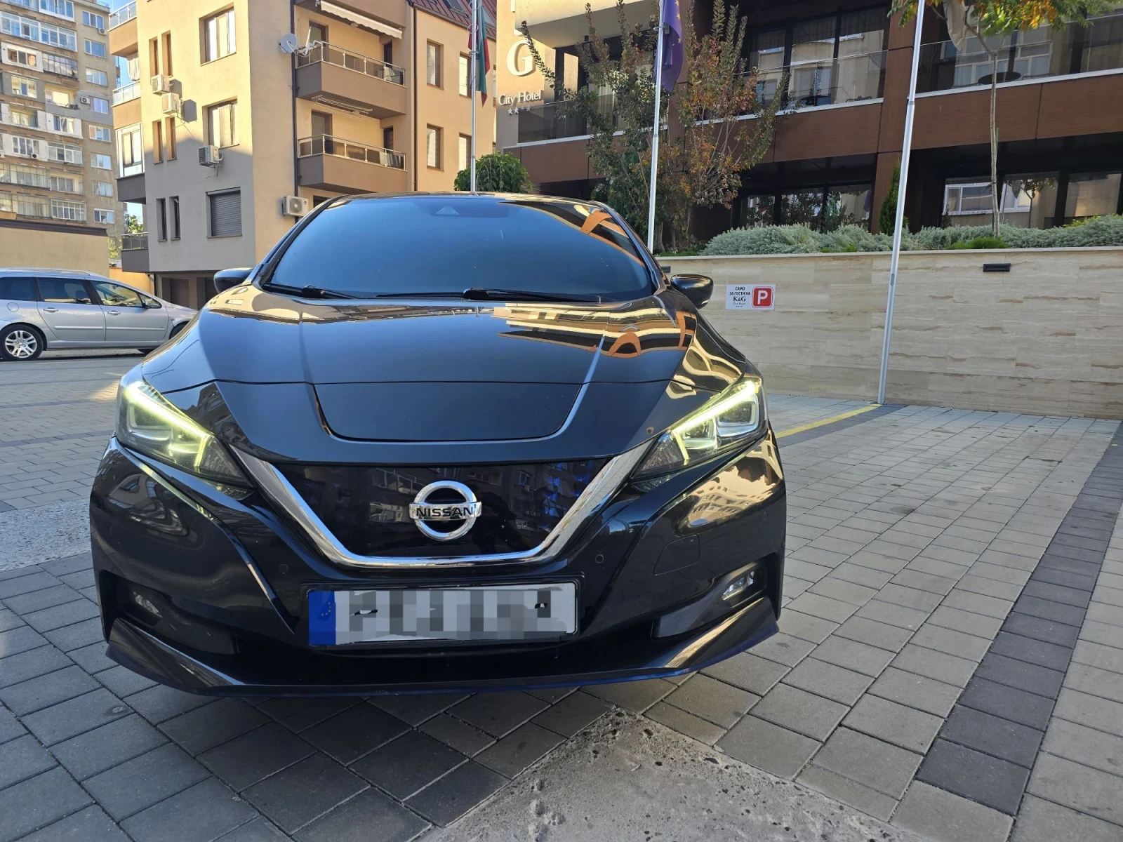 Nissan Leaf  62 kWh  218 к.с., снимка 2 - Автомобили и джипове - 56364958