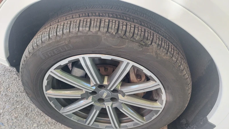 Audi Q7 TECHNIK , снимка 9 - Автомобили и джипове - 50357220