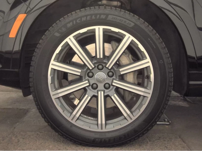 Audi Q7 2.0T Premium Plus, снимка 5 - Автомобили и джипове - 53104518