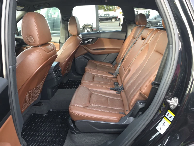 Audi Q7 2.0T Premium Plus, снимка 12 - Автомобили и джипове - 53104518