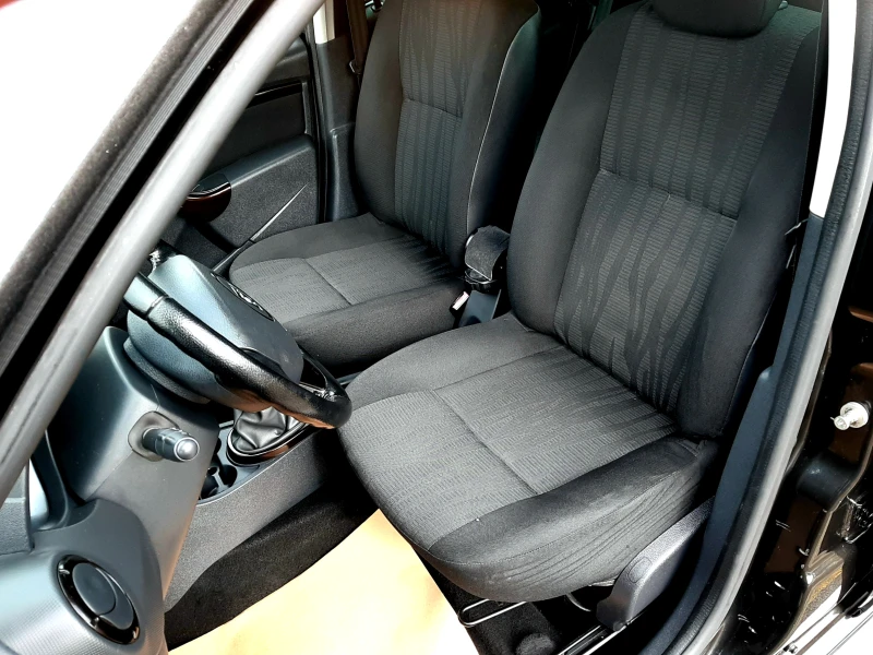 Dacia Duster 1.5ГАЗ-ИТАЛИЯ-LAUREATE ! , снимка 8 - Автомобили и джипове - 53264273