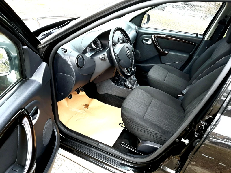 Dacia Duster 1.5ГАЗ-ИТАЛИЯ-LAUREATE ! , снимка 7 - Автомобили и джипове - 53264273