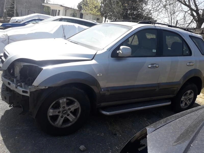 Kia Sorento 2.5 CRDI , снимка 1 - Автомобили и джипове - 21274395