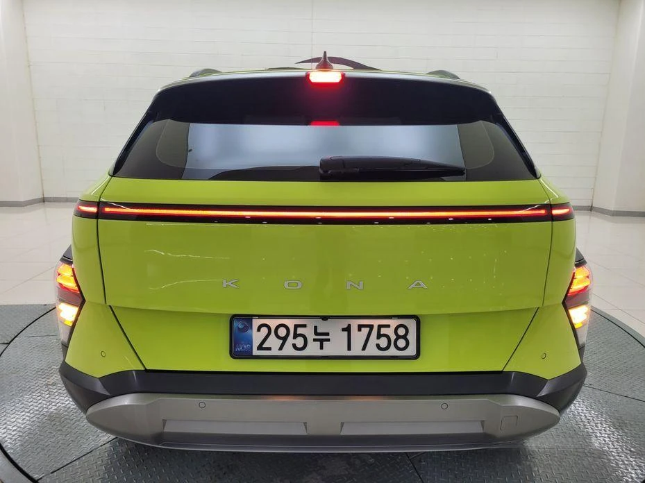 Hyundai Kona Gasoline 1.6 Turbo 2WD Inspiration - изображение 4