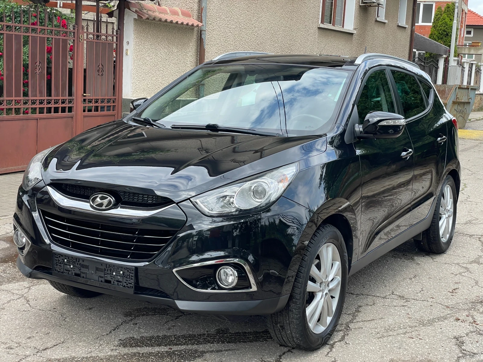 Hyundai IX35 2.0i* 4x4* automat* full, снимка 3 - Автомобили и джипове - 54776783
