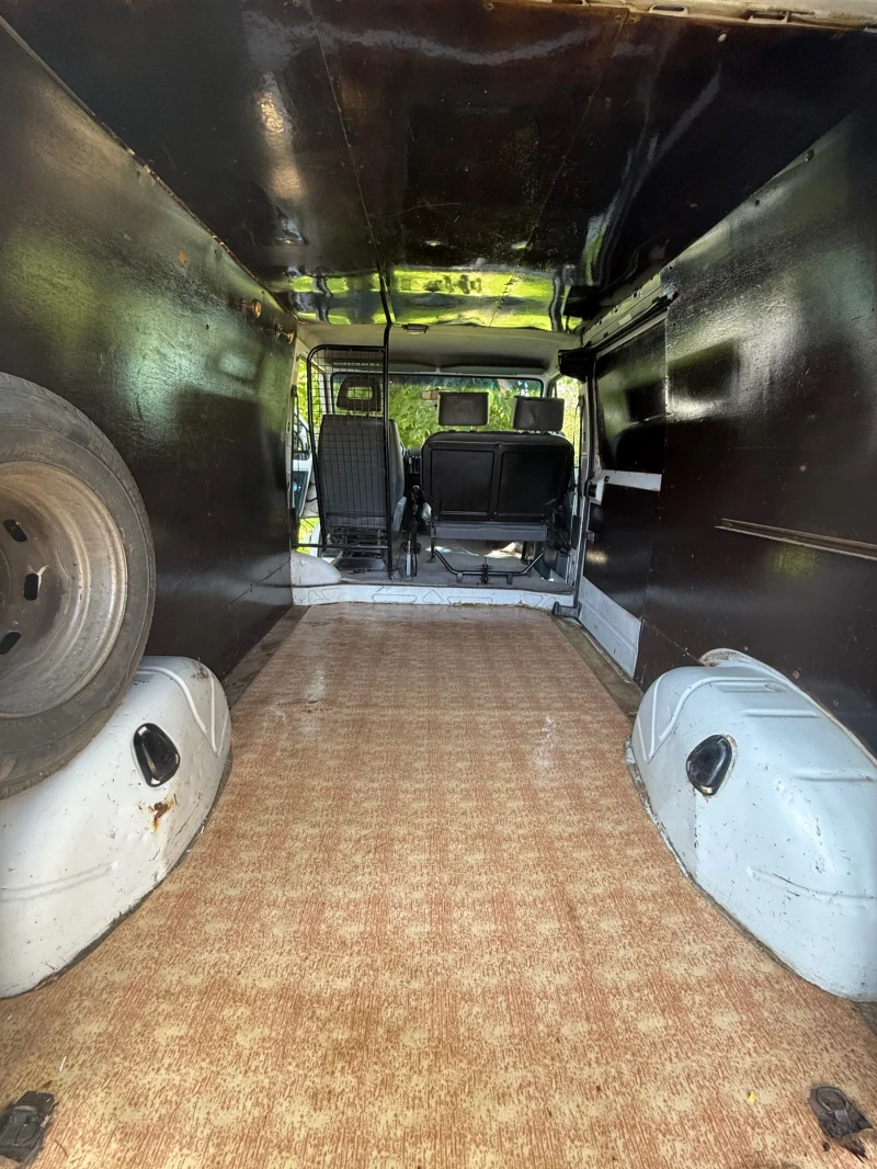 Renault Trafic I L1H1, снимка 9 - Бусове и автобуси - 52031952