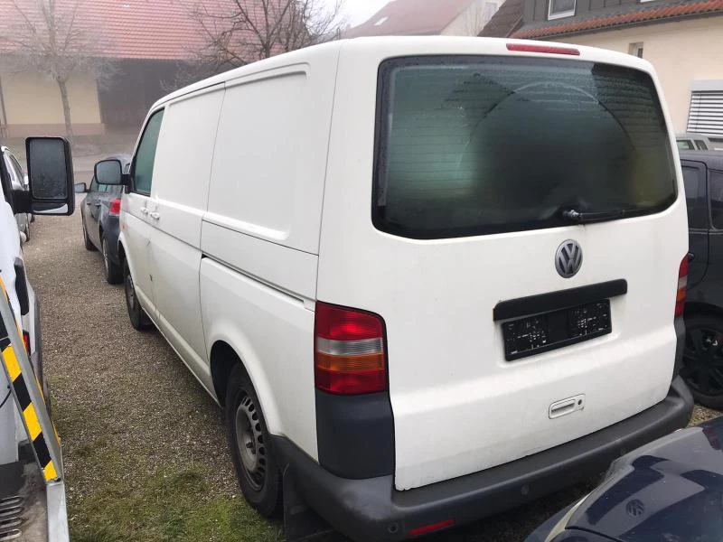 VW T5 1.9TDI  2.5TDI, снимка 3 - Бусове и автобуси - 47534879