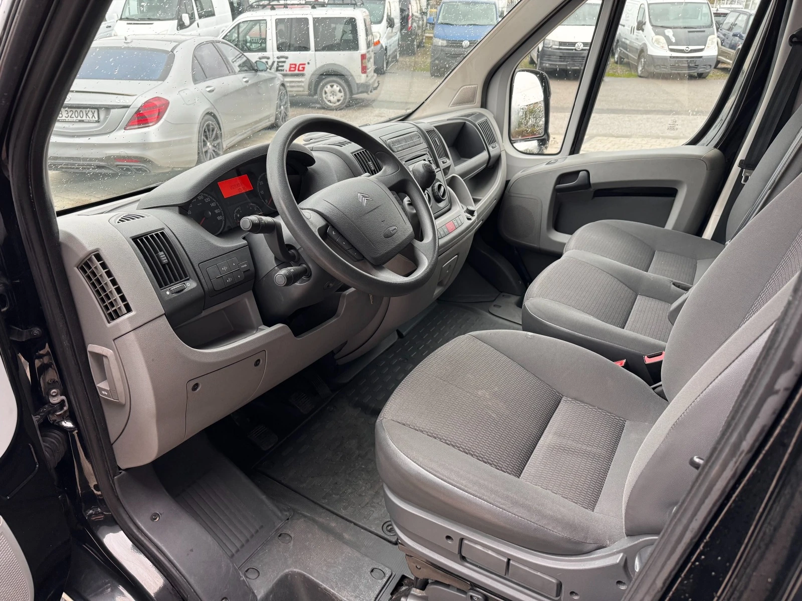 Citroen Jumper 2.2HDI L2H2 Клима Euro 5  - изображение 8