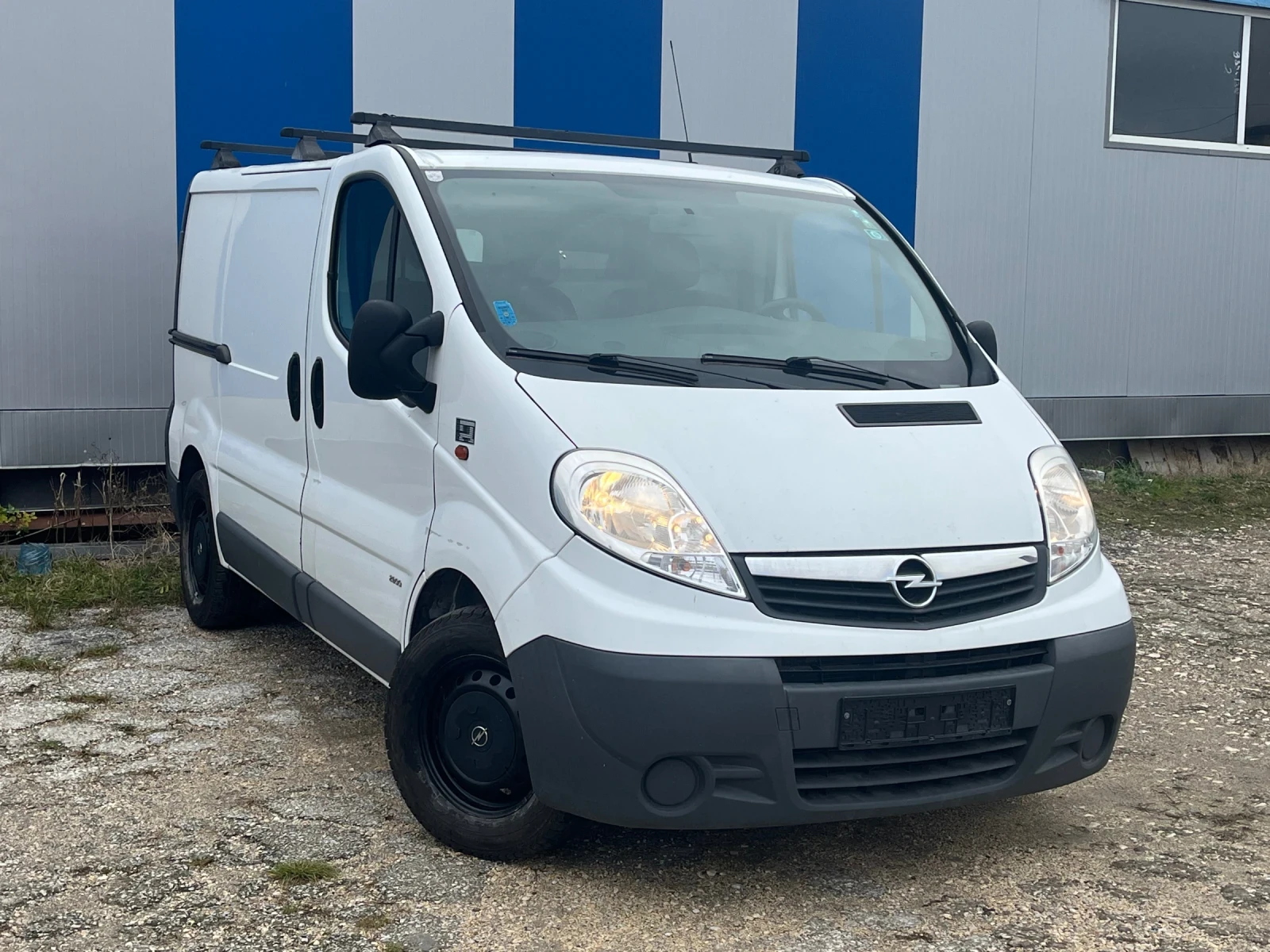 Opel Vivaro 2.0 cdti 115hp | Auto.bg — изображение 1