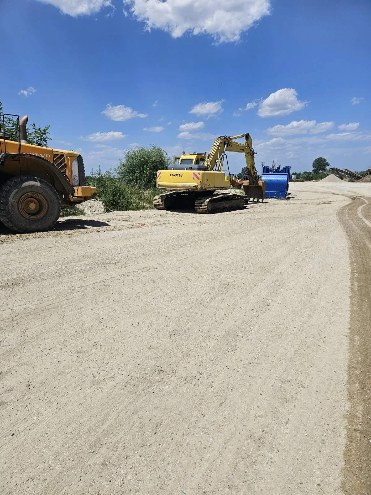 Багер Komatsu Pc240lc, снимка 9 - Индустриална техника - 56019155