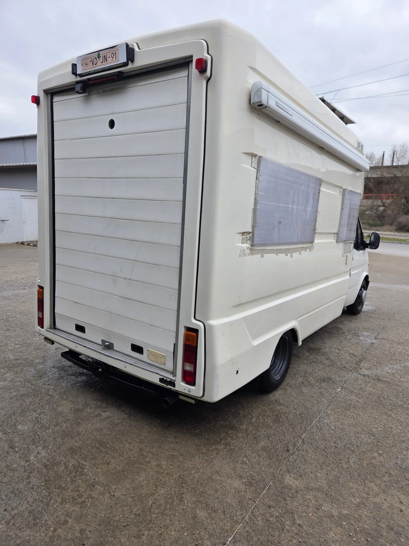 Кемпер Ford Transit 2.5D Majestic Van, снимка 4 - Каравани и кемпери - 53951625