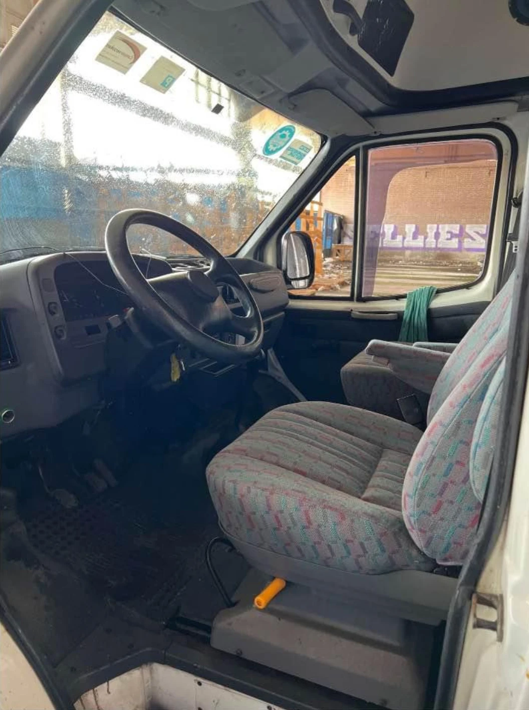 Кемпер Ford Transit 2.5D Majestic Van, снимка 7 - Каравани и кемпери - 53951625