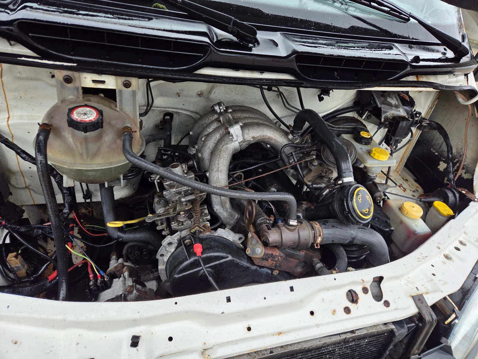 Кемпер Ford Transit 2.5D Majestic Van, снимка 6 - Каравани и кемпери - 53951625