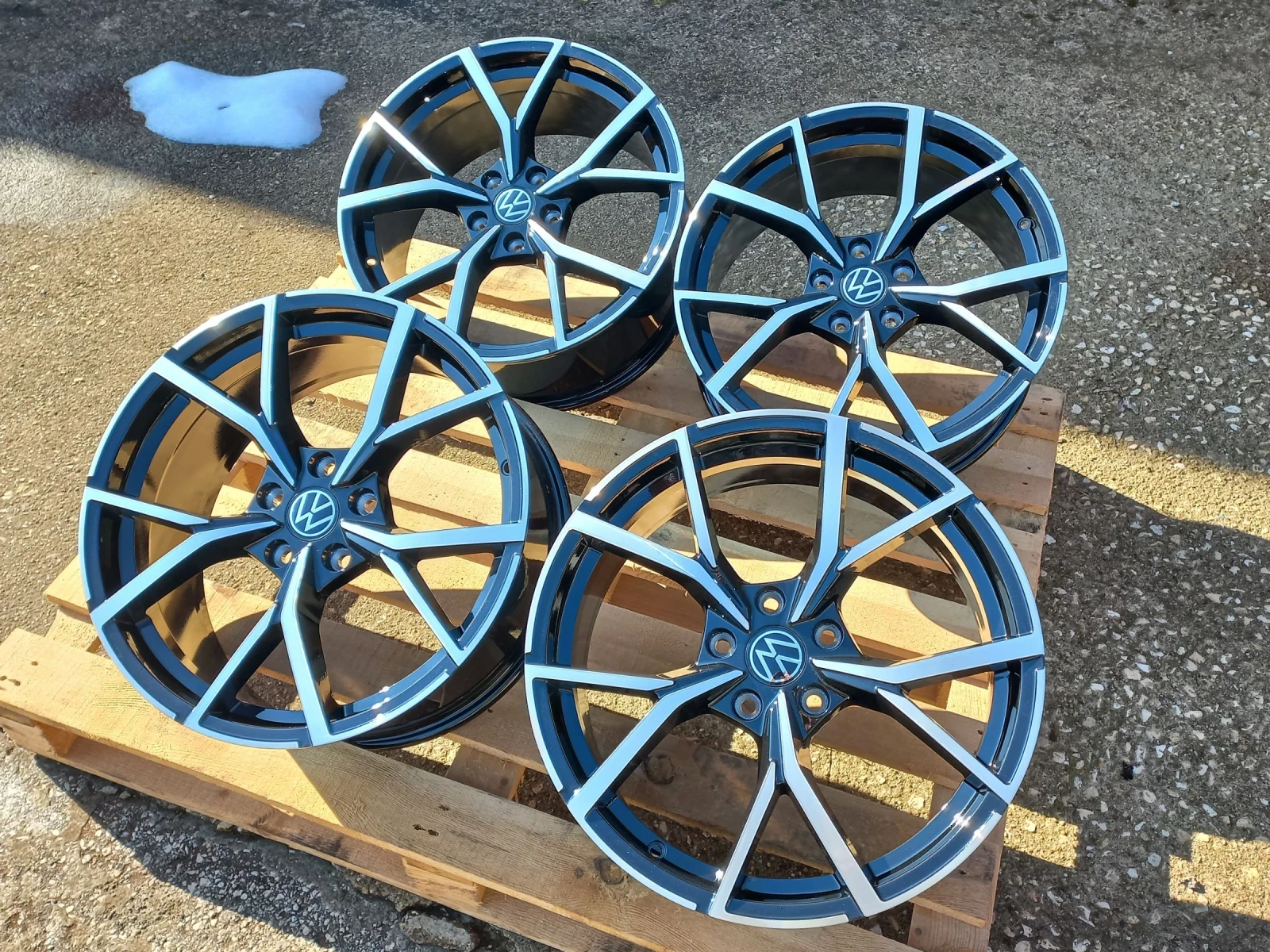 ������ �� VW | Mobile.bg � ����������� 12