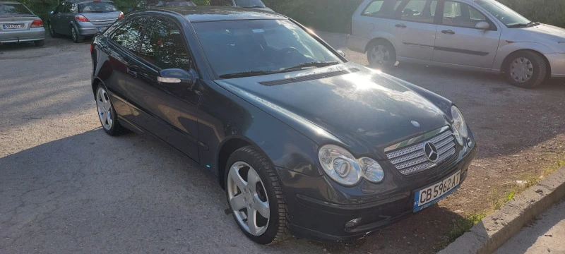 Mercedes-Benz C 180 C sport coupe , снимка 3 - Автомобили и джипове - 45574334