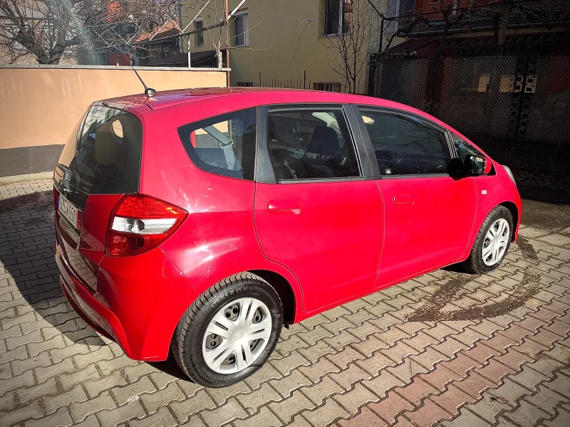 Honda Jazz 1.2 I-Vtec Реални Километри, снимка 2 - Автомобили и джипове - 48802561