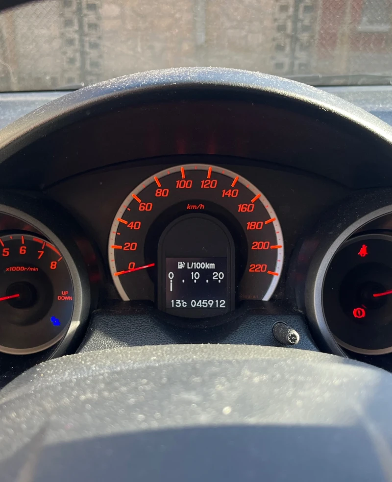 Honda Jazz 1.2 I-Vtec Реални Километри, снимка 9 - Автомобили и джипове - 48802561