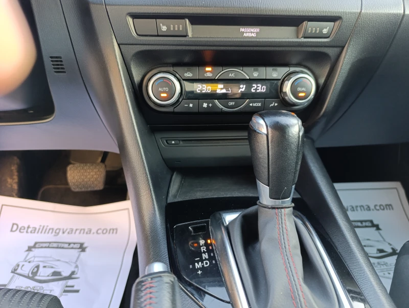 Mazda 3 SkyG 120 HB, снимка 11 - Автомобили и джипове - 51813737