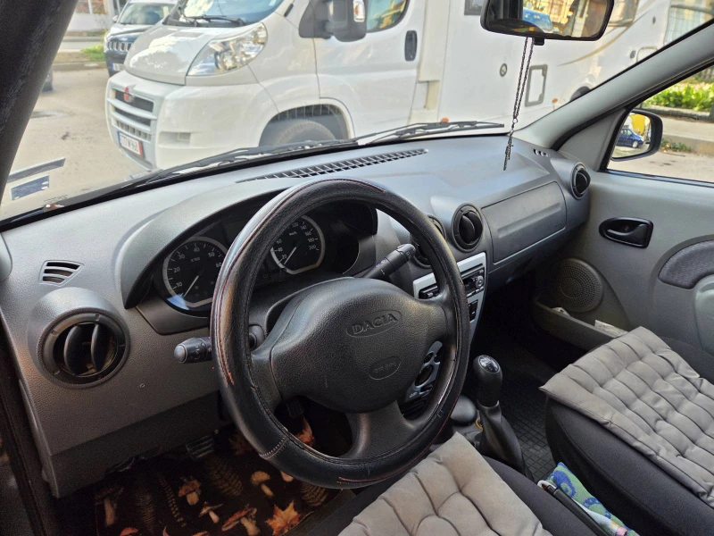 Dacia Logan, снимка 5 - Автомобили и джипове - 52110547