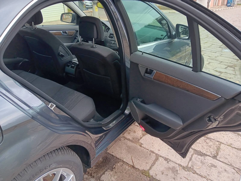 Mercedes-Benz C 220 CDI Elegance/OM 646, снимка 8 - Автомобили и джипове - 52137092