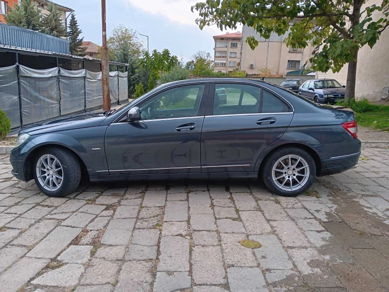 Mercedes-Benz C 220 CDI Elegance/OM 646, снимка 3 - Автомобили и джипове - 52137092