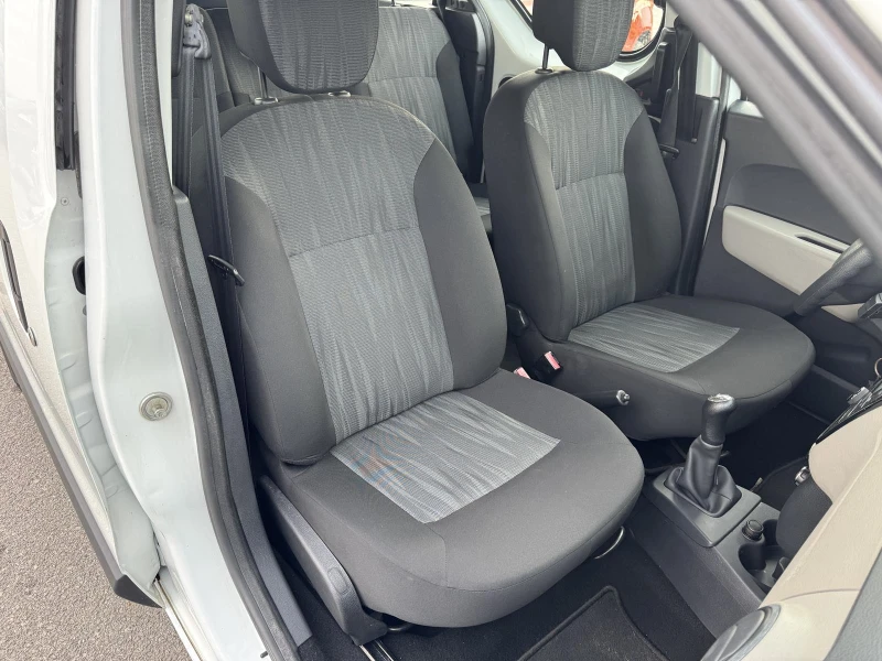 Dacia Dokker 1.5 Dci 4+ 1 N1, снимка 9 - Автомобили и джипове - 52403134