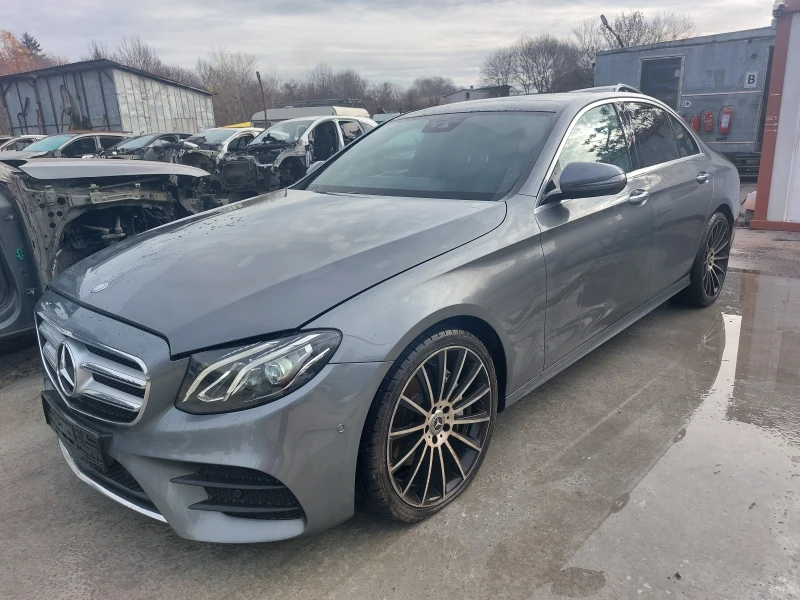 Mercedes-Benz E 220 d W213 AMG Пакет, снимка 4 - Автомобили и джипове - 52732520