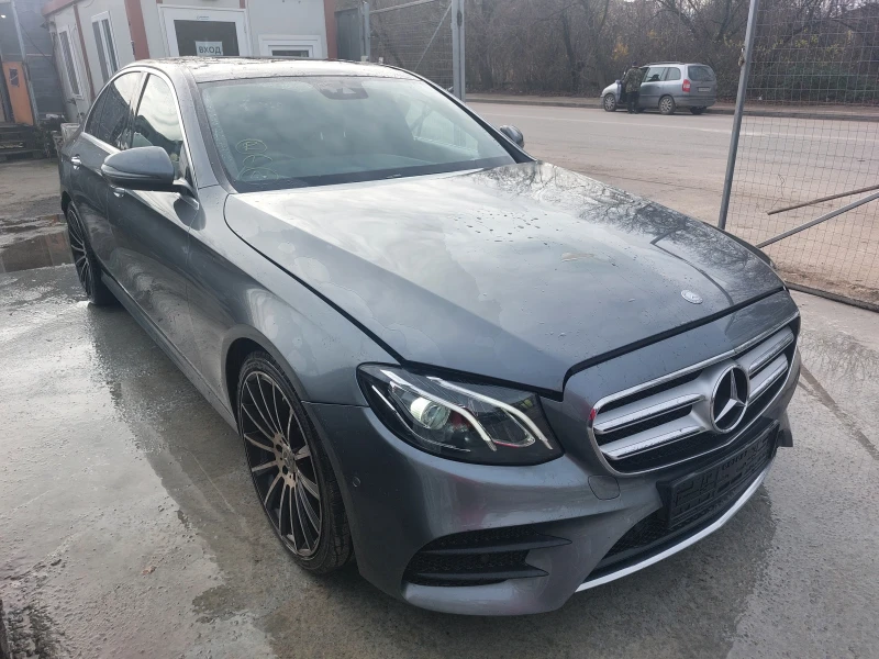 Mercedes-Benz E 220 d W213 AMG Пакет, снимка 5 - Автомобили и джипове - 52732520
