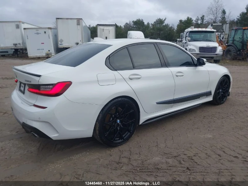 BMW 330 Xi* B48* M-Pack* Digital* 2ключа, снимка 4 - Автомобили и джипове - 52878507