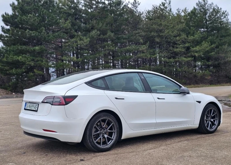 Tesla Model 3 Термопомпа, LFP, снимка 6 - Автомобили и джипове - 52920542