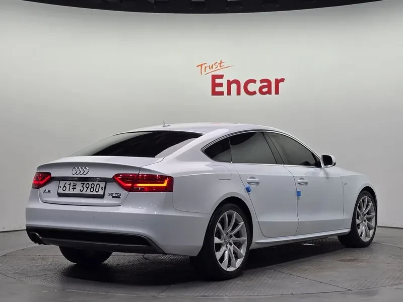 Audi A5 2.0 TDI Quattro, снимка 4 - Автомобили и джипове - 55013041