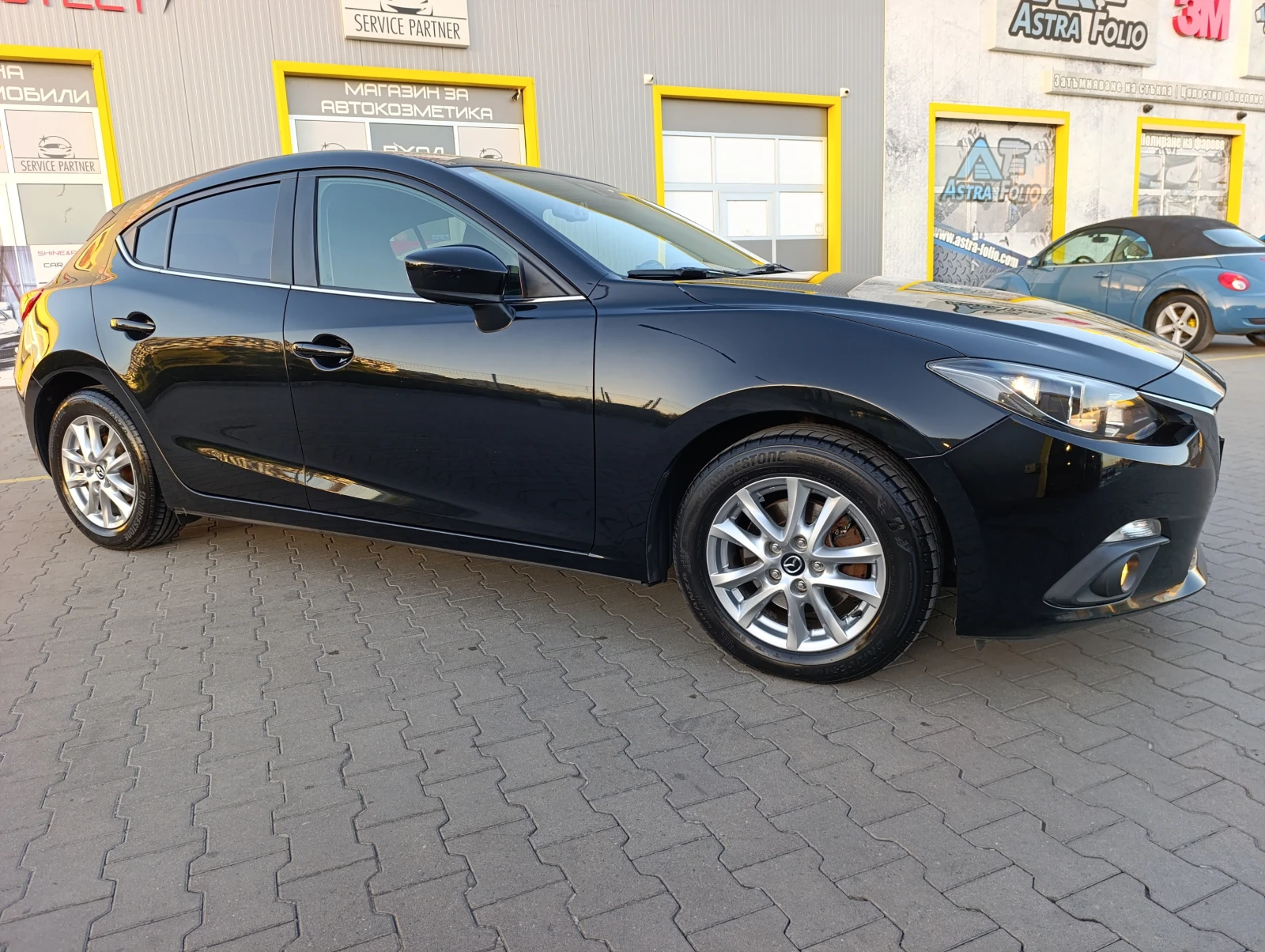 Mazda 3 SkyG 120 HB, снимка 1