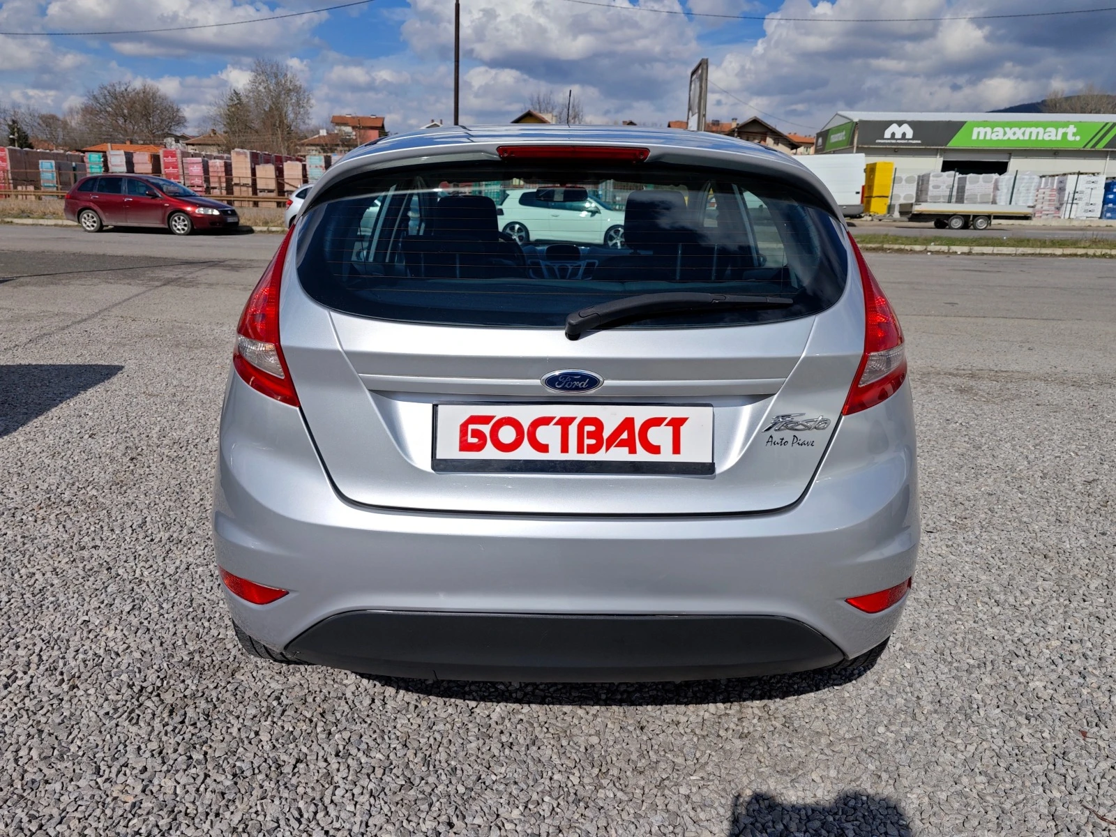 Ford Fiesta 1, 25i Euro 5B - изображение 4