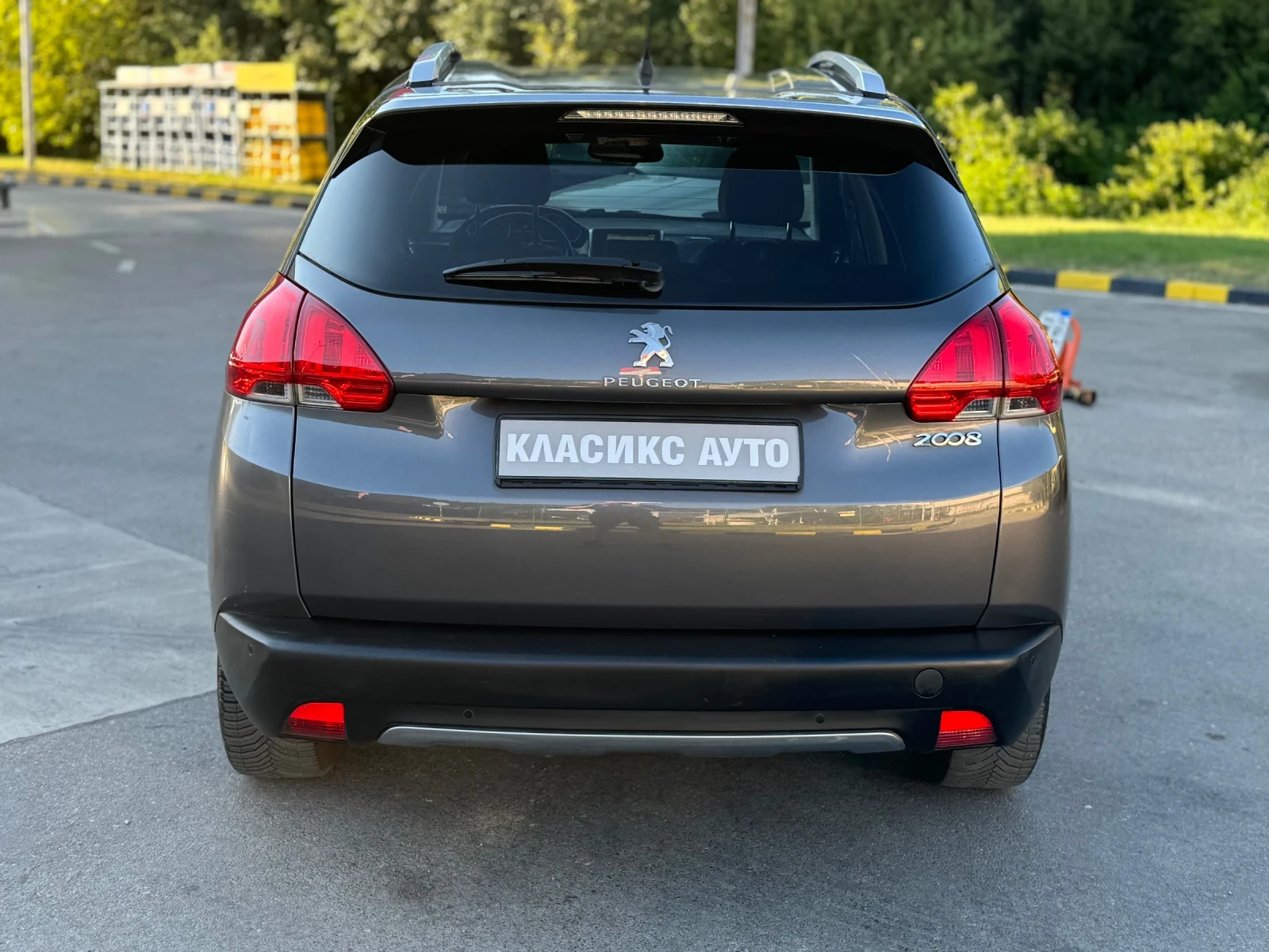 Peugeot 2008 1.2i Климатроник/Навигация - изображение 6