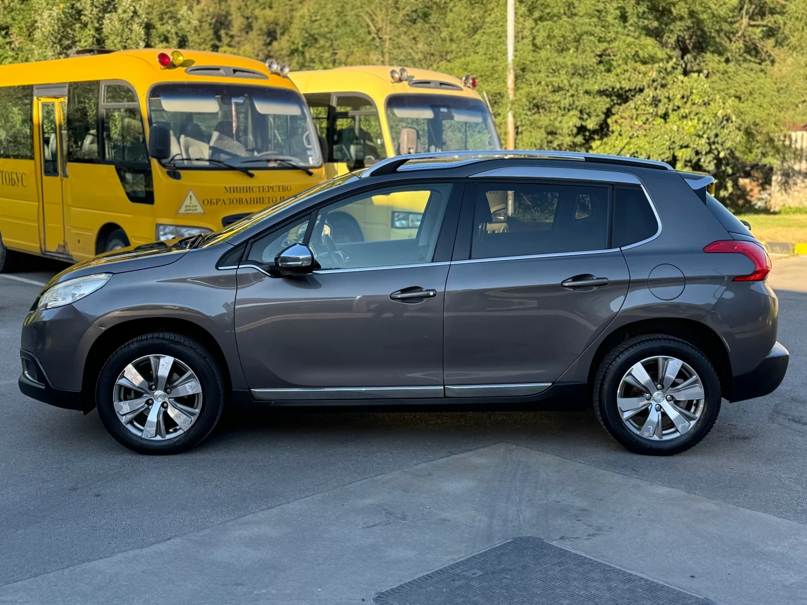 Peugeot 2008 1.2i Климатроник/Навигация - изображение 4