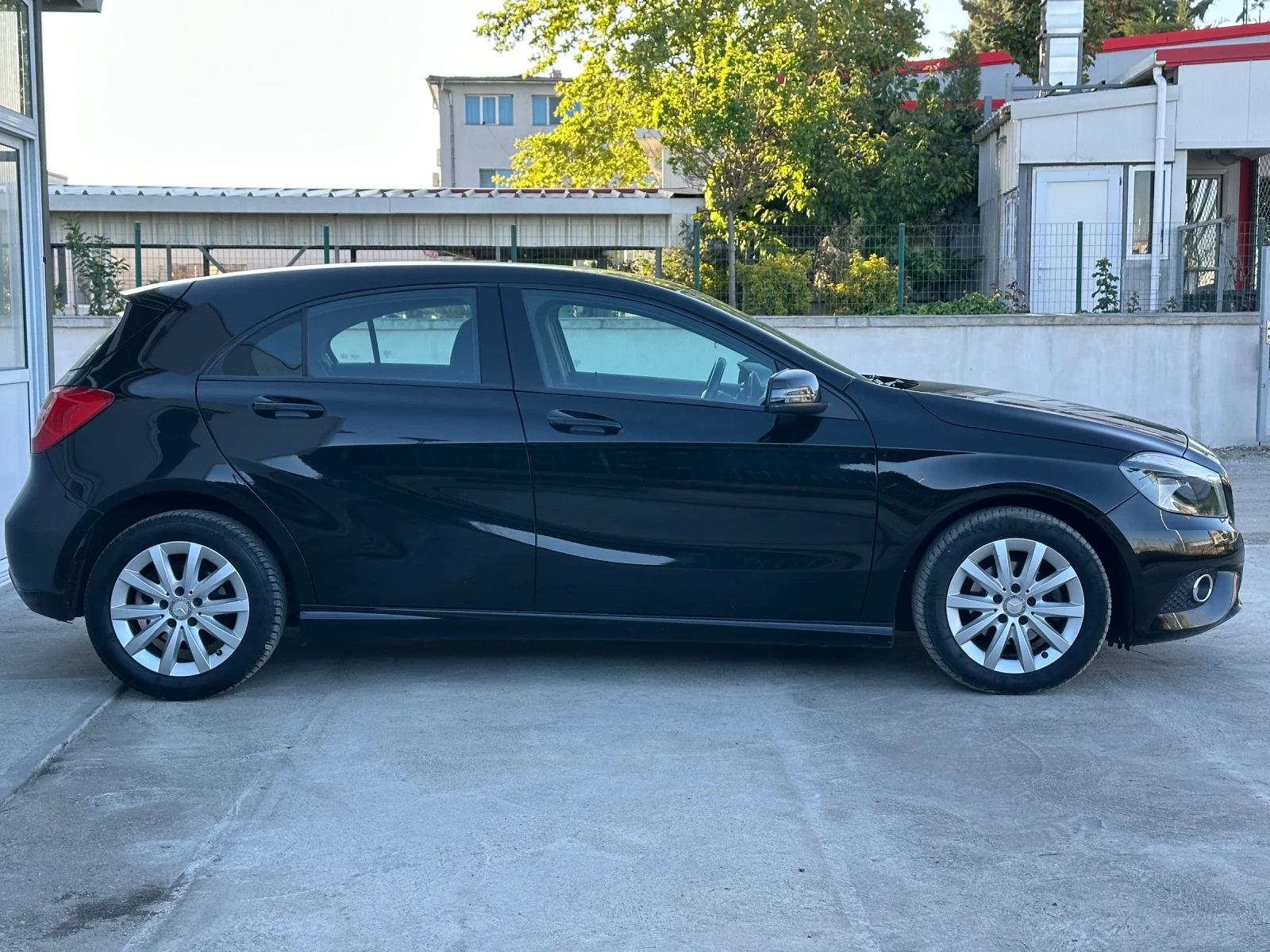 Mercedes-Benz A 220 CDI* Автоматик* Двигател Мерцедес - изображение 5