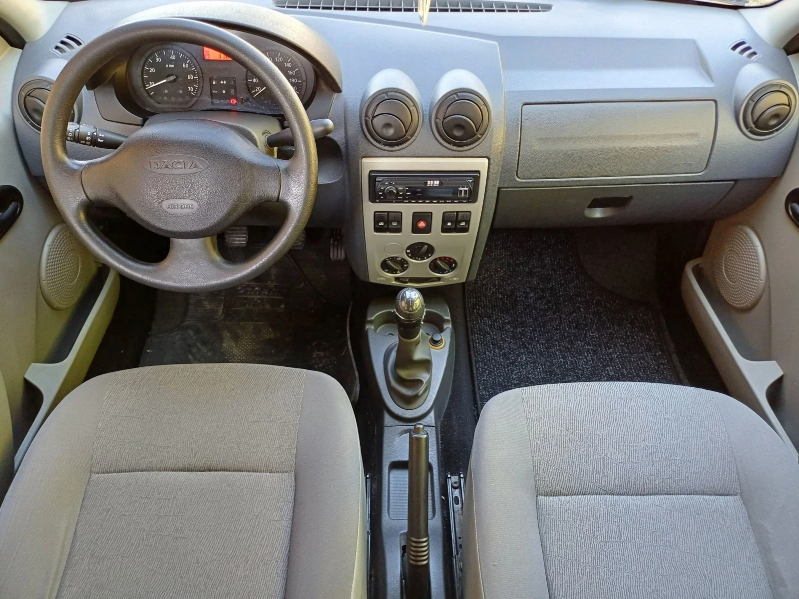 Dacia Logan 1.4 - изображение 8