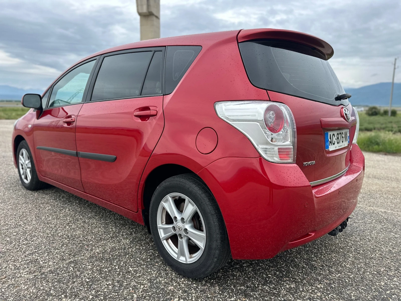 Toyota Corolla verso 2.0 D4D KEYLESS GO  - изображение 6