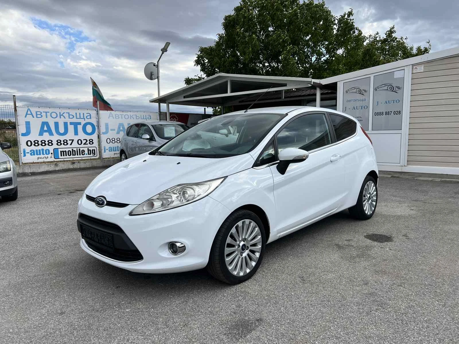 Ford Fiesta 1.4i КЛИМА - изображение 7