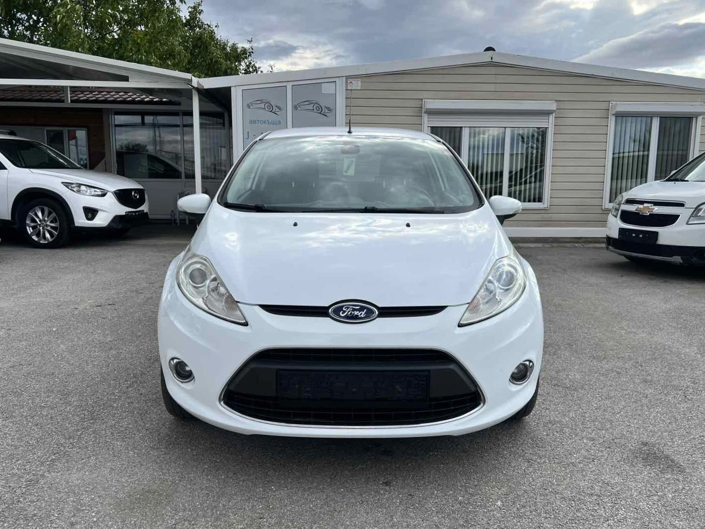 Ford Fiesta 1.4i КЛИМА - изображение 8