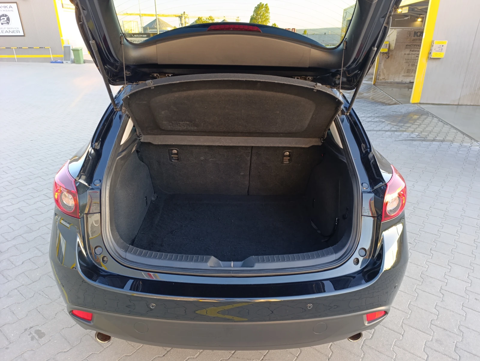 Mazda 3 SkyG 120 HB - изображение 8