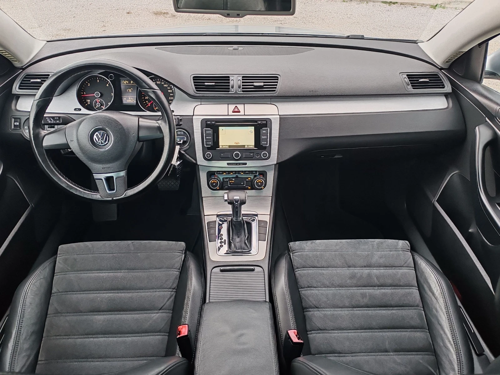 VW Passat 2.0TDI CBBB 170kc DSG6 Facelift Highline  | Mobile.bg   9