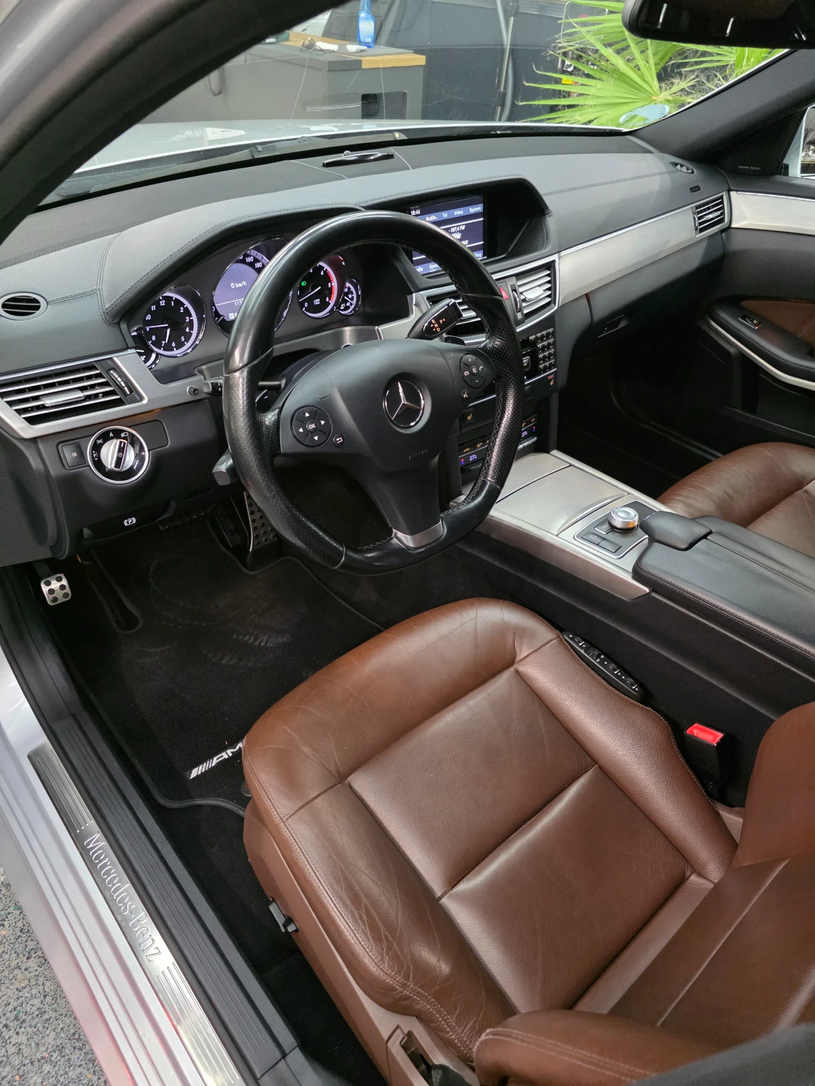 Mercedes-Benz E 350 AMG 4Matik Kamera | Mobile.bg � ����������� 9