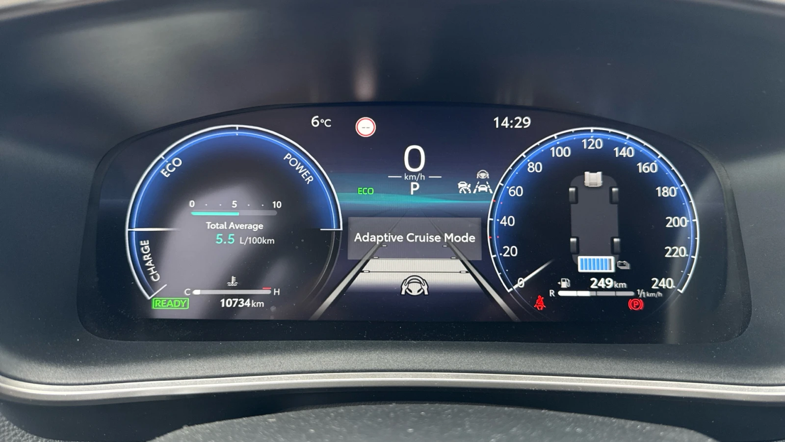 Toyota Corolla 1.8 HEV - изображение 9