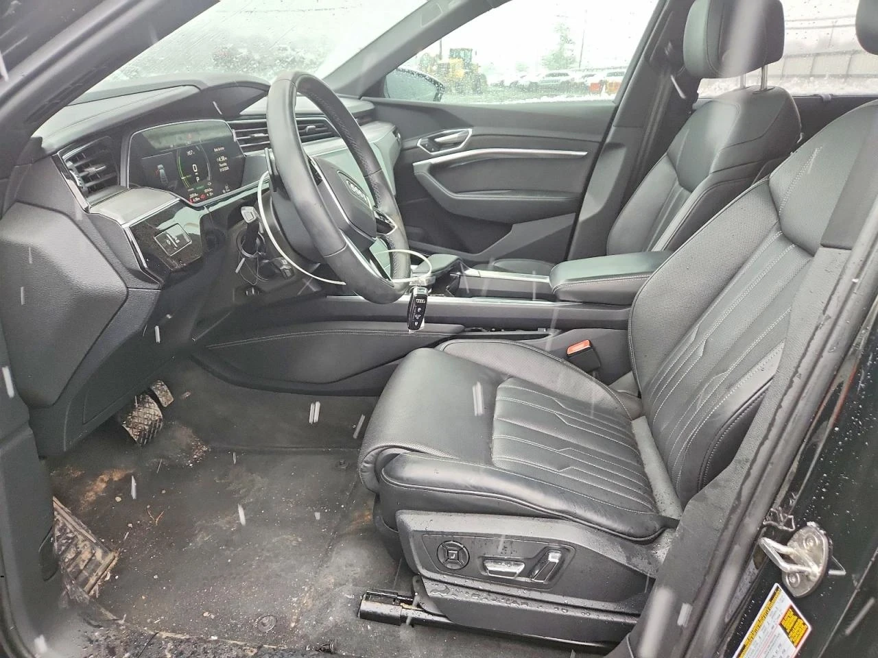 Audi E-Tron SPORTBACK PRESTIGE, снимка 7 - Автомобили и джипове - 53868930