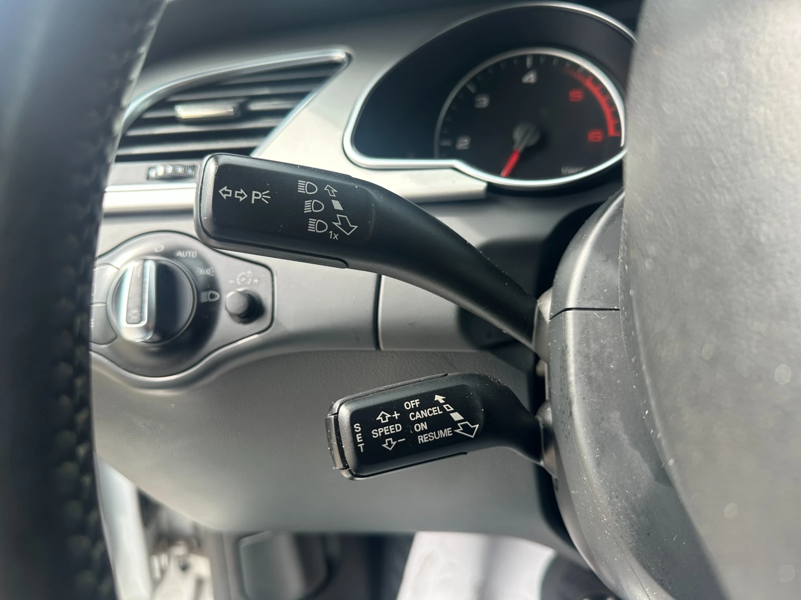 Audi A5 3.0tdi/Quattro/Нави, снимка 15 - Автомобили и джипове - 54253336