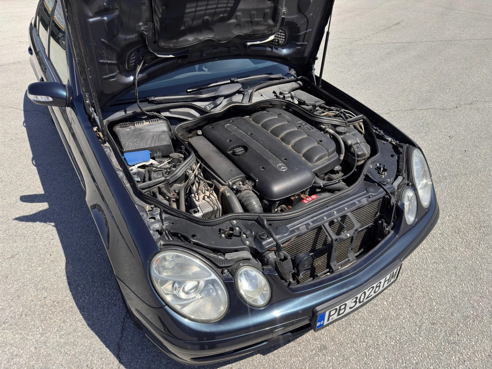 Mercedes-Benz E 320, снимка 16 - Автомобили и джипове - 54397103