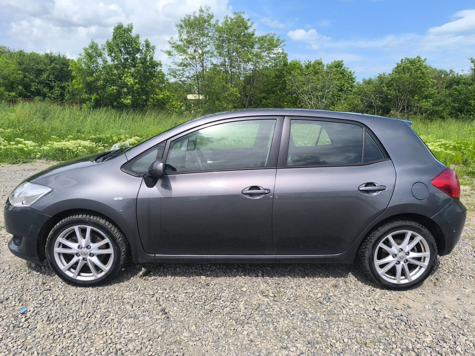 Toyota Auris 1.4 D4D | Mobile.bg � ����������� 4