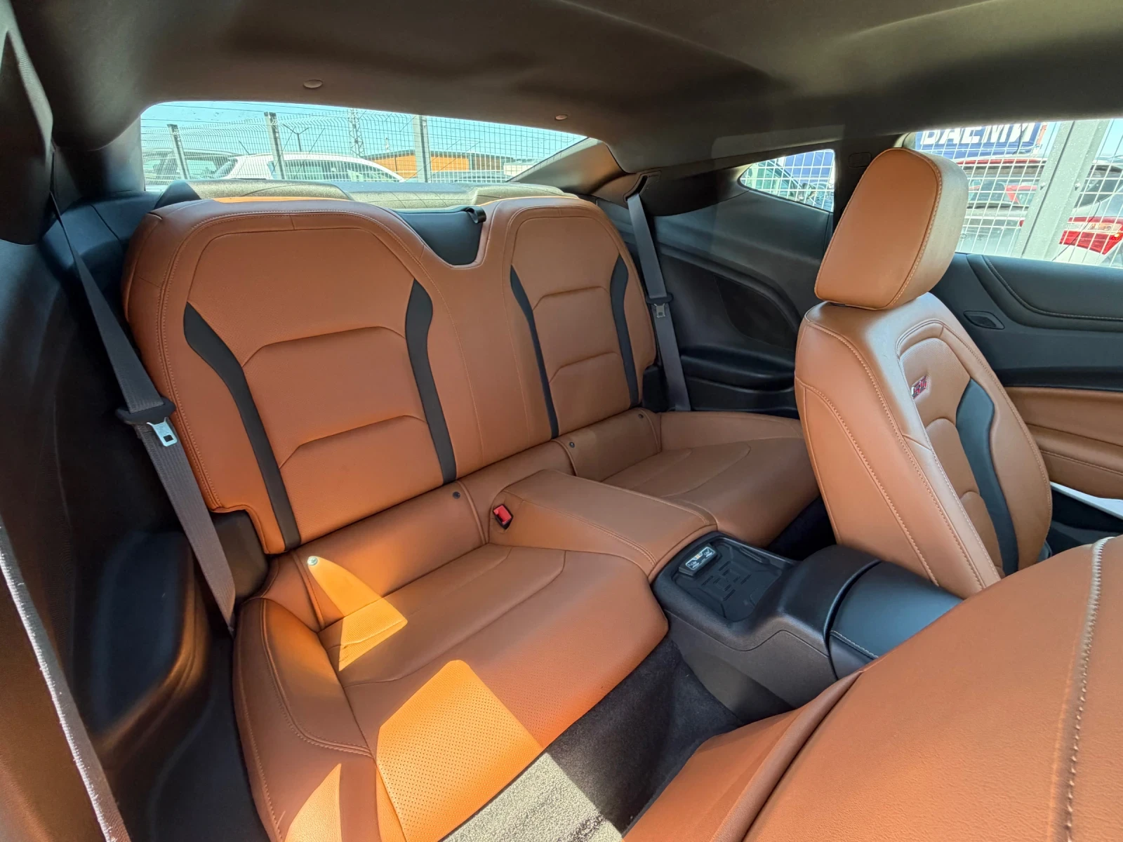 Chevrolet Camaro SS* 6.2L* Ръчка* 35000Км* , снимка 13 - Автомобили и джипове - 54966465